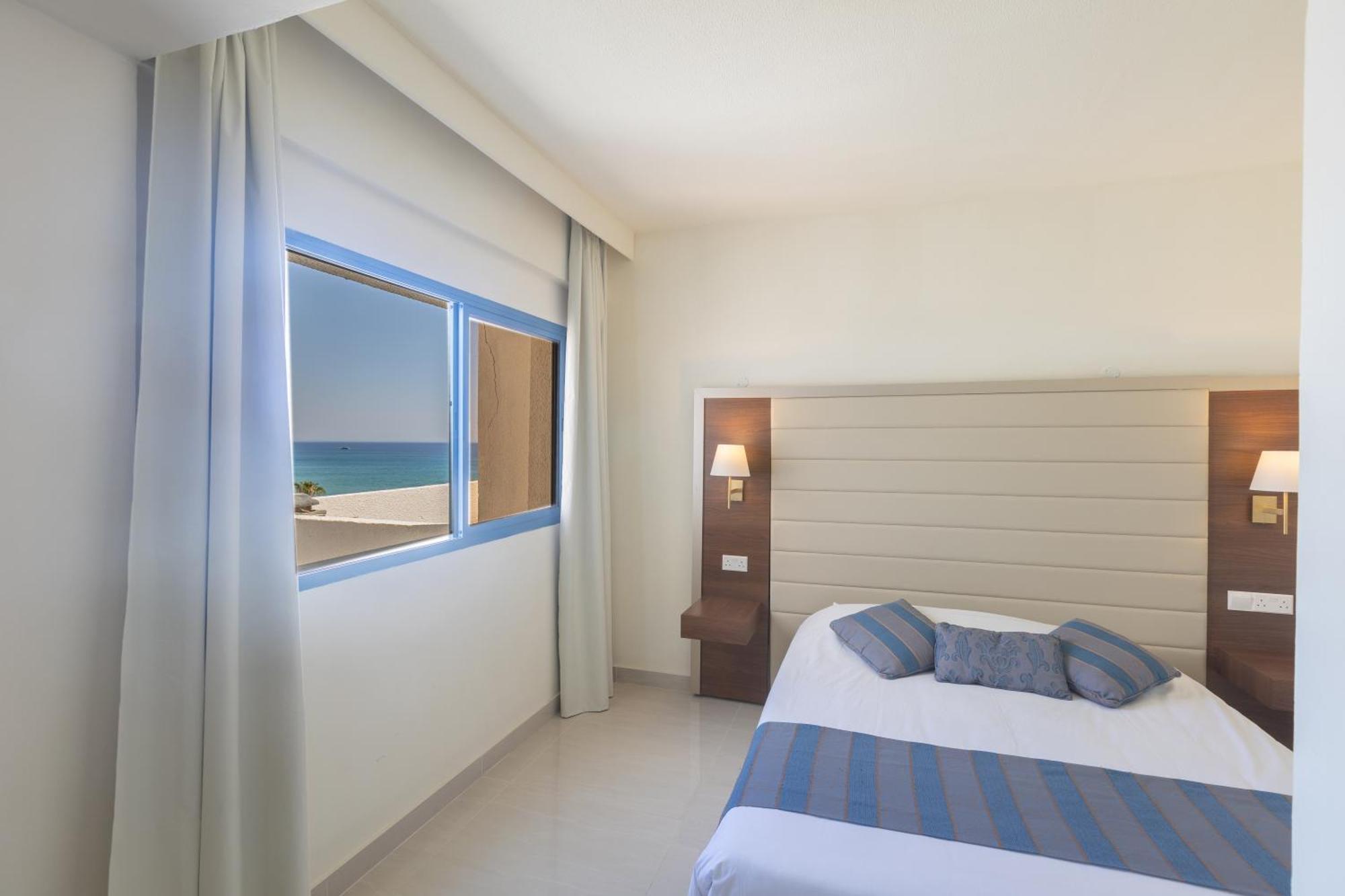 Iliada Beach Hotel Protaras Exterior foto