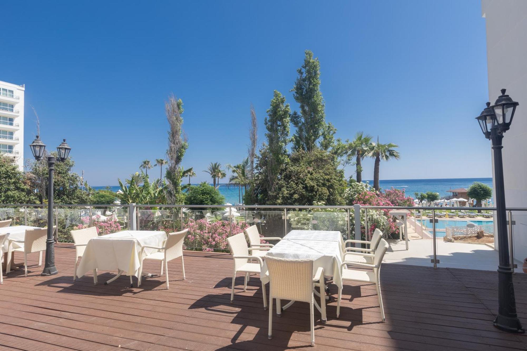 Iliada Beach Hotel Protaras Exterior foto